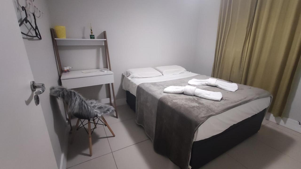 Pinda X Campos X Aparecida Apartment Pindamonhangaba Bagian luar foto